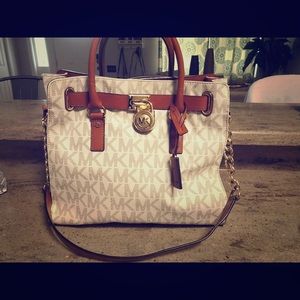 Micheal Kors Hamilton large